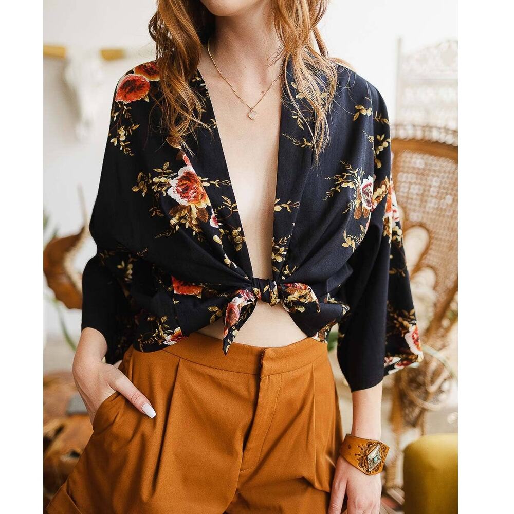 Lush Rose Short Summer Kimono Navy